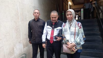 Dampingi Klien, Kamaruddin Simanjuntak Kunjungi Polda Metro Jaya