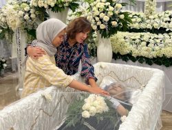 Peraih Medali Emas Loncat Indah Lanny Gumulya Meninggal Dunia