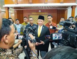 Ketua MPR RI Bamsoet Lantik Wakil Ketua MPR dari Unsur Fraksi PPP Amir Uskara
