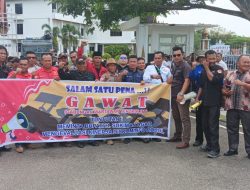 Dinilai Diskominfo Tak Adil, Puluhan Masa Gabungan Wartawan Terzolimi Demonstrasi Di Kantor Bupati Rohul