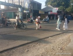Warga Keluhkan Rambu Lalu Lintas di Area Sekolah Nurul Huda Baros Serang