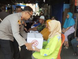 Polsek Metro Tamansari Gelar Bantuan Sosial dalam Rangka HUT Bhayangkara ke-78
