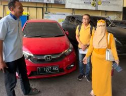 Dalam Rangka HUT Bhayangkara ke-78, Polsek Metro Tamansari Kembalikan Satu Unit Mobil Honda Brio kepada Pemilik Pemilik yang Sah.