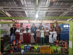 PAMA BERBAGI SANTUNAN 100 ANAK YATIM PIATU KELURAHAN JATINEGARA