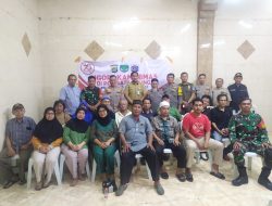 Ngopi Kamtibmas Kapolsek Johar Baru Bersama Tiga Pilar dan Warga Di Pos Sekretariat RW 01 Galur.