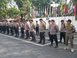 Kapolsek Kompol Bayu Marfiando Pimpin Apel Pengamanan Kantor KPU R.I