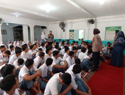 Sambut HUT Polwan RI, Polwan Polres Metro Jakarta Timur gelar Polwan Goes To School