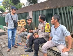 Bhabinkamtibmas Rawasari Patroli Lingkungan Cegah Gangguan Kamtibmas