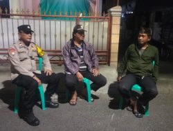 Sambang Wilayah Bhabinkamtibmas Kelurahan Johar Baru Berikan Imbauan Petugas Kamling
