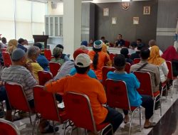 Bhabinkamtibmas Kelurahan Utan Panjang Menghadiri Kegiatan Sosialisasi Pemilihan Ketua LMK, RT Dan RW Tingkat Kelurahan Utan Panjang