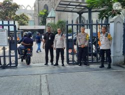 Pengamanan Ibadah Jemaat Di Gereja Katredal
