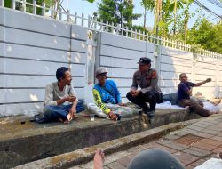 Patroli Siang Hari 1052 Samapta Polsek Metro Tanah Abang Dan Sambangi Warga Bendungan Hilir