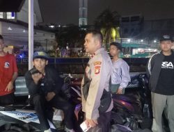 Unit Patko 1041 Mengimbau Para Remaja Yang Masih Nongkrong Sepanjang Kali Pasir
