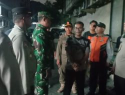 Cooling System Mendekat Pilkada DKI Jakarta, Personil Gabungan Patroli Tiga Pilar Di Pemukiman Warga, Sampaikan Imbauan Kamtibmas