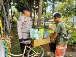 Imbauan Kamtibmas Kasubsi Publikasi Kepada Pedagang Kopi Bersepeda Sekitar Taman Menteng