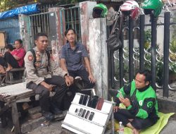 Patroli Dialogis Kapolsubsektor Tanah Tinggi Jaga Kamtibmas Menjelang Pilkada Sambang dan Imbauan Warga