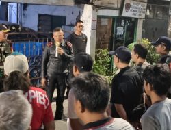 Pengamanan Wilayah Jelang Pilkada Kapolsek Johar Baru, Pimpin Apel Patroli Cipta Kondisi Tiga Pilar di RW 06 Kampung Rawa