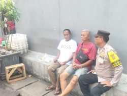 Bhabinkamtibmas Kelurahan Johar Baru melaksanakan kegiatan Sambang dan Patroli Dialogis