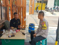 Bhabinkamtibmas Petojo Utara Sambang Warga Semboja Cegah Tindak Kriminalitas