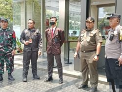 Sinergritas TNI dan Polri Patroli Bersama Di Perkantoran Lippo Thamrin