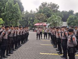 Kapolsubsektor Krekot Pimpin Apel Pengamanan Rencana Aksi Unjuk Rasa Di Monas Barat Daya