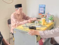 Patroli Dialogis Bhabinkamtibmas Petamburan Sambangi Ketua RW 01 Dan Warga