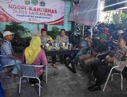 Ngopi Kamtibmas Bersama Kapolsek Di Pos  RW 03 Kelurahan Kebon Melati Bahas Kamtibmas Jelang Pilkada DKI Jakarta