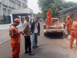 Sambang Bhabinkamtibmas Pegangsaan Pos Sekertariat RW. 02