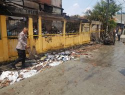 Polsek Kemayoran Melakukan Pengecekan Serta Pengamanan Lokasi Kebakaran