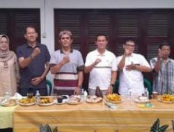 Bhabinkamtibmas Rawasari Menghadiri Peremajaan Ketua Rt 14 Rw 05