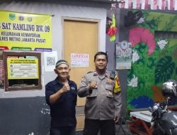 Bhabinkamtibmas Kelurahan Kemayoran melaksanakan kegiatan Sambang dan Patroli Dialogis