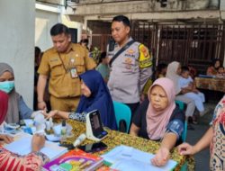 Bhabinkamtibmas Kelurahan Gunung Sahari Utara Memantau Kegiatan Poskes Lansia dan Posyandu Balita