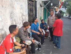 Patroli Dialogis Anggota Polsubsektor Rawasari Sampaikan Imbauan Kepada Warga