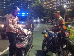 Sinergitas TNI-Polri Menteng Patroli Bermotor Antisipasi Warga Depan Grand Hyatt Menteng