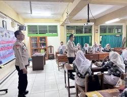 Sosialisasi Dan Deklarasi Anti Tawuran Polsek Johar Baru Di Sekolah SMK Negeri 14 Jakarta