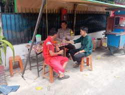 Bhabinkamtibmas Kebon kelapa kunjungi warga Jl. Batu ceper dan sampaikan pesan Kamtibmas