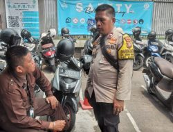 Bhabinkamtibmas Kelurahan Gunung Sahari Selatan Melaksanakan Kegiatan Patroli dan Sambang Dialogis
