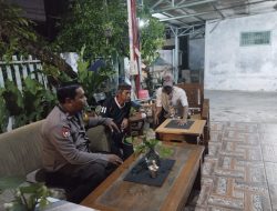 Bhabinkamtibmas Kelurahan Kemayoran Melaksanakan Kegiatan Sambang Dan Patroli Dialogis