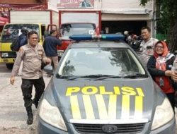 Bhabinkamtibmas Petojo Selatan melaksanakan patroli wilayah dan giat cooling system  di Jl. Tanah Abang 5