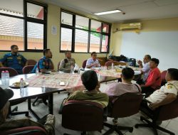 Bhabinkamtibmas Kelurahan Kebon Kosong Melaksanakan Kegiatan Menghadiri Rapat Koordinasi Tindak Lanjut Warga Kelurahan Kebon Kosong Kemayoran Jakarta Pusat