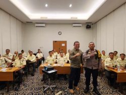 Bhabinkamtibmas Gondangdia Melaksanakan Pembekalan Satuan Pengamanan Di Hotel Cemara