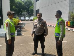 Panit II Sabhara Lakukan Patroli Dialogis Di Area Perkantoran