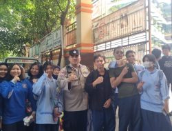 Cegah Tawuran, Bhabinkamtibmas Kampung Bali Edukasi Pelajar SMPN 273 Dan Deklarasikan Anti Tawuran