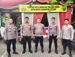 Kapolsubsek Pasar Baru Pimpin Apel Pengamanan Di Posko Mantap Praja 2024 KPU Kota Sawah Besar Jakarta Pusat
