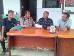 Kapolsubsektor Cempaka Putih Barat Cooling System Ke Ketua Rw Menjelang Pilkada DKI Jakarta