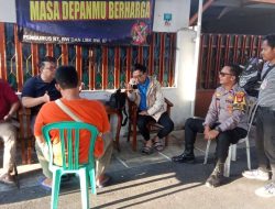 Menjelang Pilkada Bhabinkamtibmas Kampung Rawa Sambang Pos RW Interaksi dan Komunikasi Sosial Dengan Ketua RW  Dan Ketua RT dan Warga