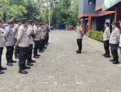 Kapolsek Cempaka Putih Pimpin Apel Pengamanan Pertandingan Sepak Bola Gala Siswa Indonesia 2024