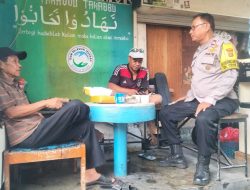 Bhabinkamtibmas Benhil Berikan Imbauan Kamtibmas Kepada Ketua RT 05/07 Dan Warga Sampaikan Pilkada Damai