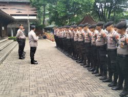 Kapolsubsektor Palmerah Pimpin Kesiapan Apel Pengamanan Debat Pertama Paslon Pilbup – Wabup Kab. Halmahera