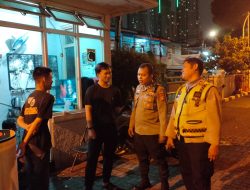 Patroli Dini Hari 1051 Polsektro Tanah Abang Dan Sambangi Petugas Keamanan Bawaslu Kota Adm Jakarta Pusat